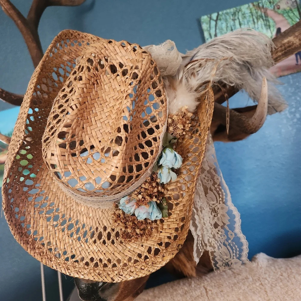 Nancy Hughes cowgirl straw hat - Picture 13 of 14